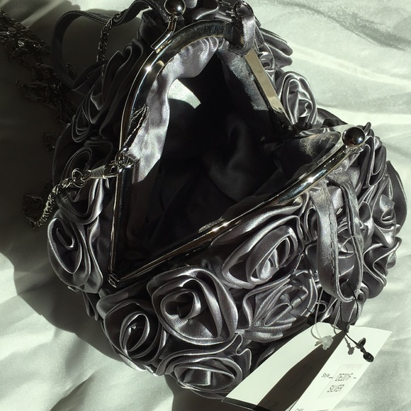 Dollhouse Silver Rose Ball Clutch - Picture 2 of 3